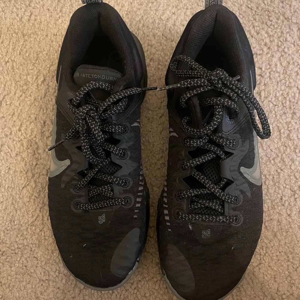 Nike Men's Black Athletic Shoes